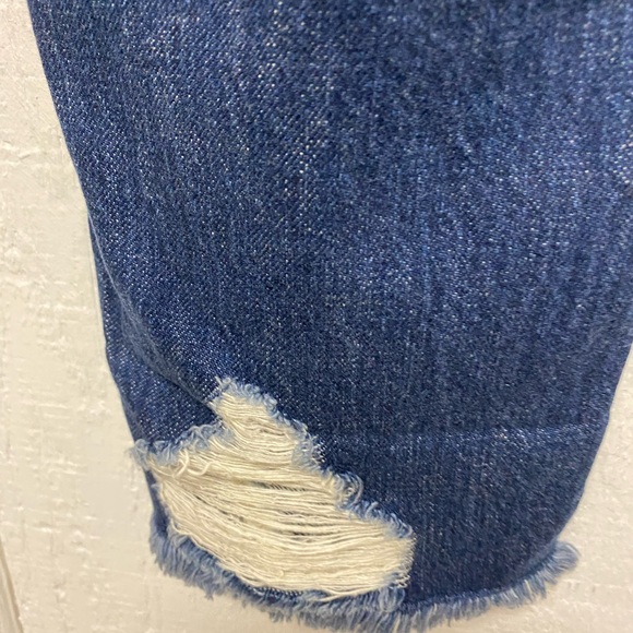 BRAND NEW KANCAN WOMEN'S RELAXED FIT BLUE JEANS, DISTRESSED, HIGH RISE,SIZE 9/28 - Picture 14 of 16